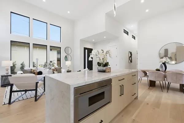 $2,888,000 | 702 Ellsworth Place, Palo Alto, CA 94306