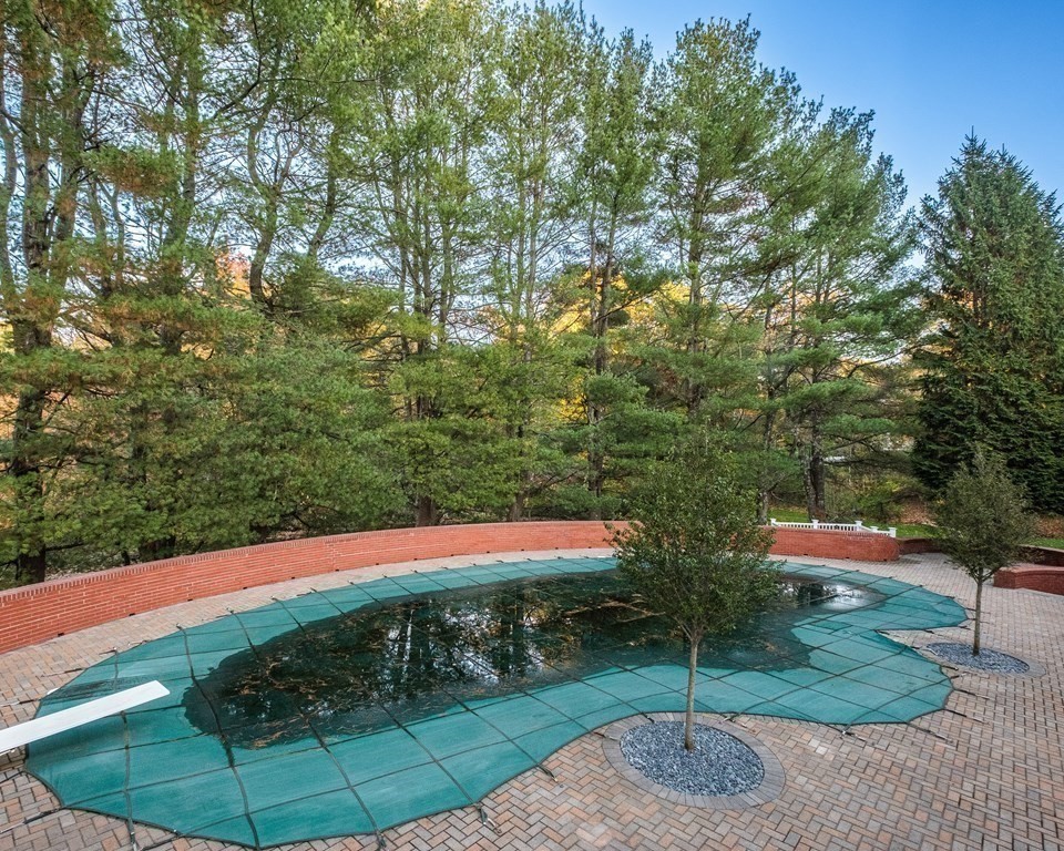 91 Rockport Road Weston, MA 02493 - Photo 35 of 42 Gallery Image 35