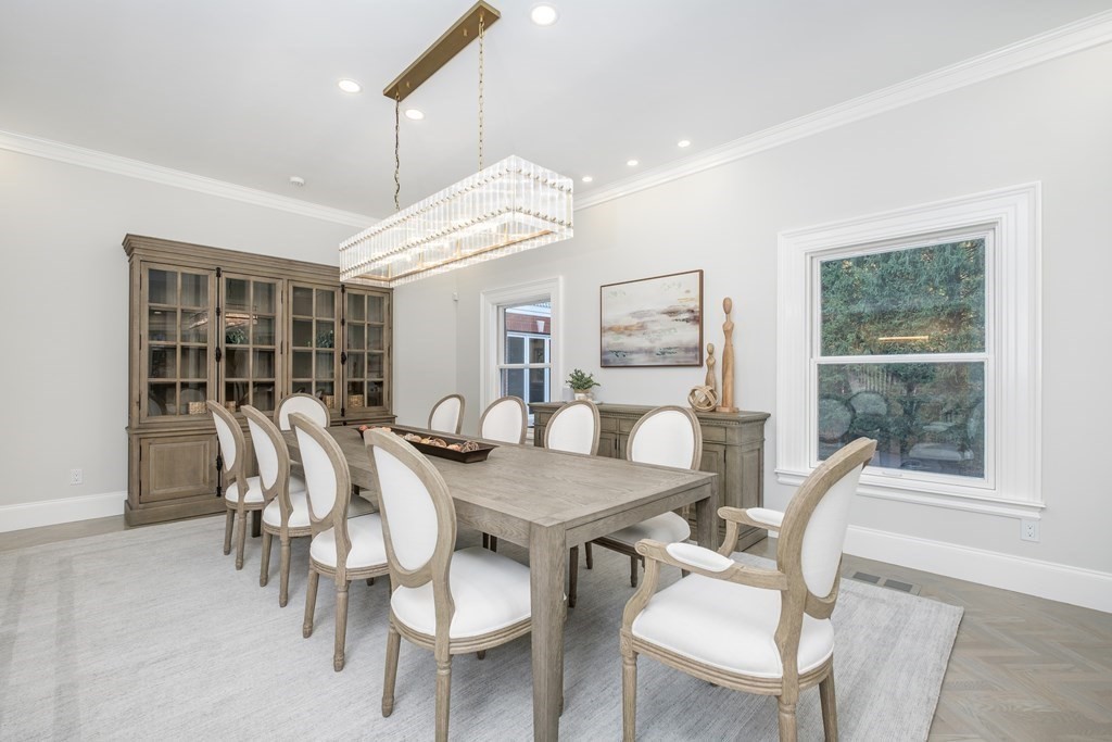 91 Rockport Road Weston, MA 02493 - Photo 7 of 42 Gallery Image 7