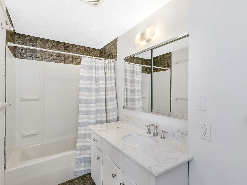 1 Sheafe Street, Unit 7 Boston, MA 02113 - Photo 9 of 11