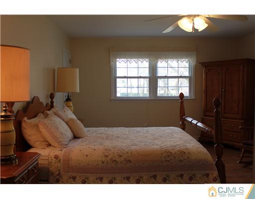 455 Sherman Road North Brunswick, NJ 08902 - Photo 14 of 19 Gallery Image 14