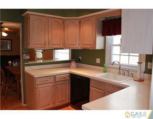 455 Sherman Road North Brunswick, NJ 08902 - Photo 10 of 19 Gallery Image 10