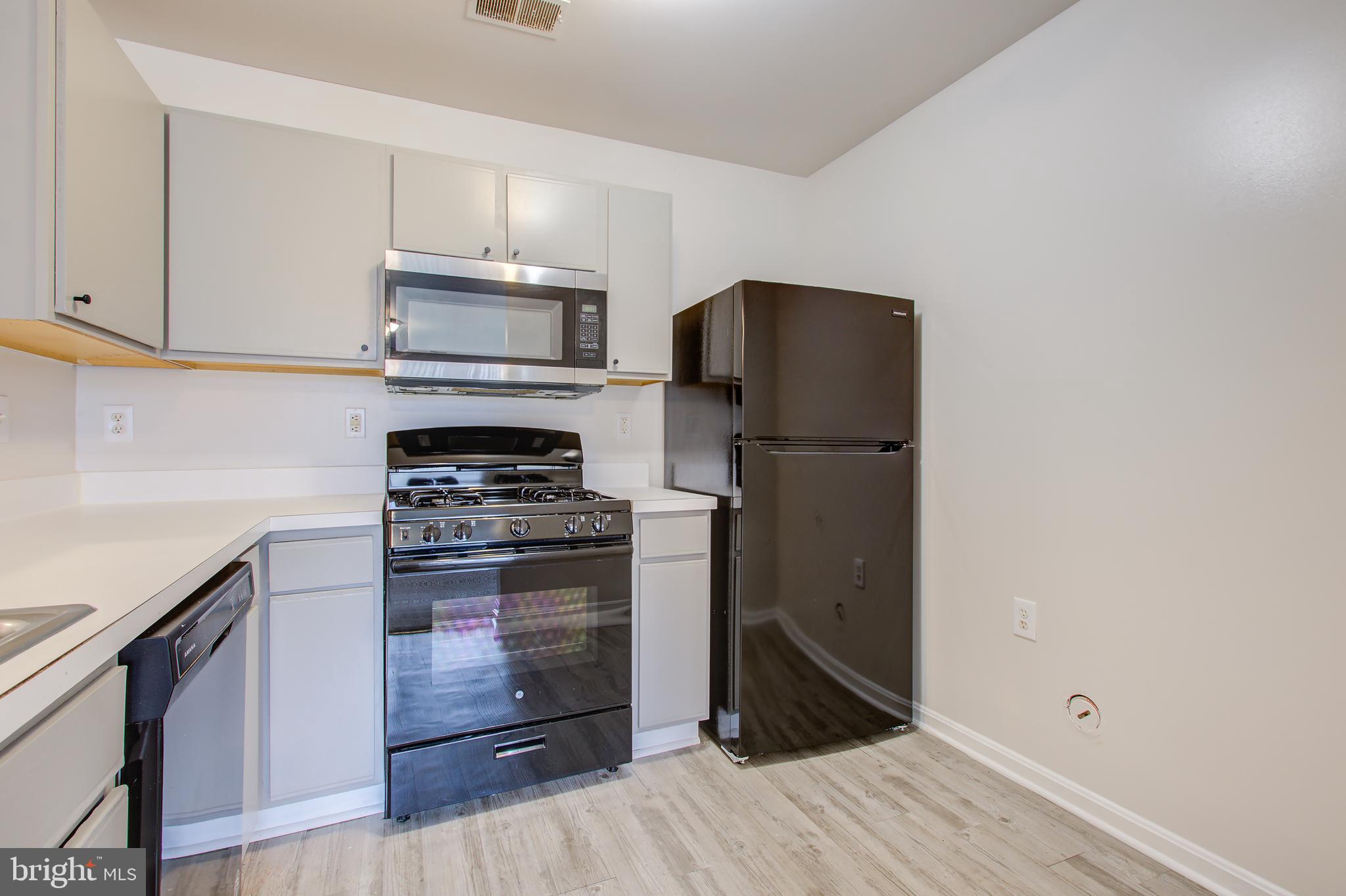 13308 Kilmarnock Way, Unit 2L Germantown, MD 20874 - Photo 37 of 48