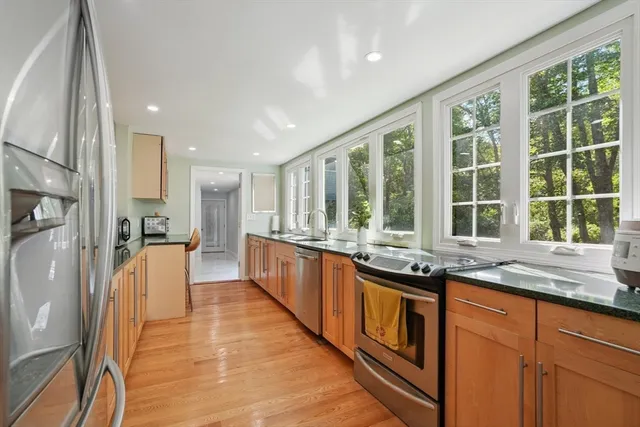 $1,199,000 | 20 Meadow Brook Road, Norwell, MA 02061