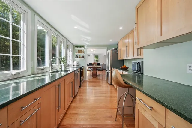 $1,199,000 | 20 Meadow Brook Road, Norwell, MA 02061