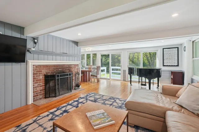 $1,199,000 | 20 Meadow Brook Road, Norwell, MA 02061
