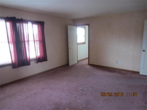 290 Caroline Street Fall River, MA 02721 - Photo 16 of 21 Gallery Image 16