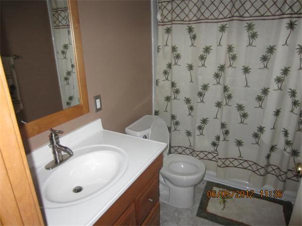 290 Caroline Street Fall River, MA 02721 - Photo 17 of 21 Gallery Image 17