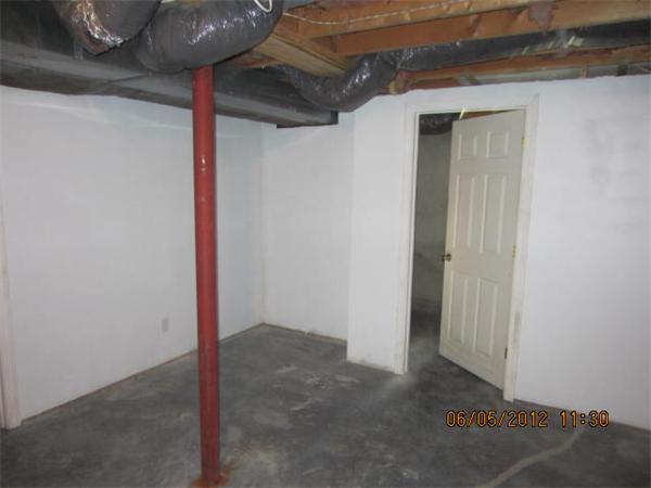 290 Caroline Street Fall River, MA 02721 - Photo 19 of 21 Gallery Image 19