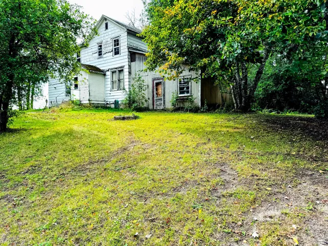 $289,500 | 34774 400th Street Southeast, Fosston, MN 56542