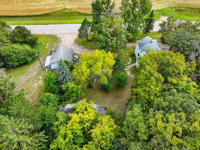 $289,500 | 34774 400th Street Southeast, Fosston, MN 56542