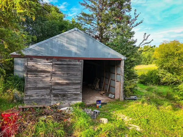 $289,500 | 34774 400th Street Southeast, Fosston, MN 56542