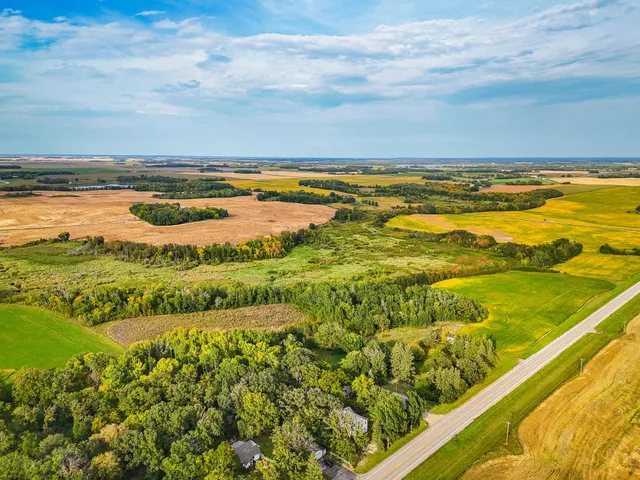 $289,500 | 34774 400th Street Southeast, Fosston, MN 56542