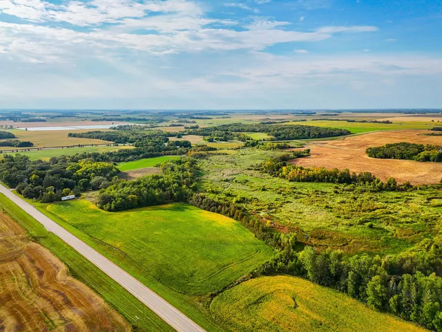 $289,500 | 34774 400th Street Southeast, Fosston, MN 56542