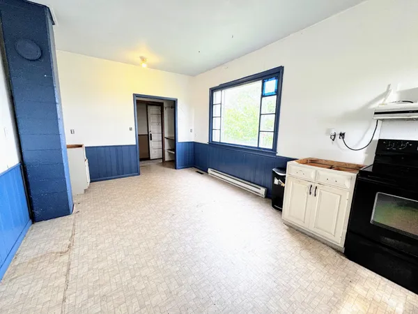 $289,500 | 34774 400th Street Southeast, Fosston, MN 56542