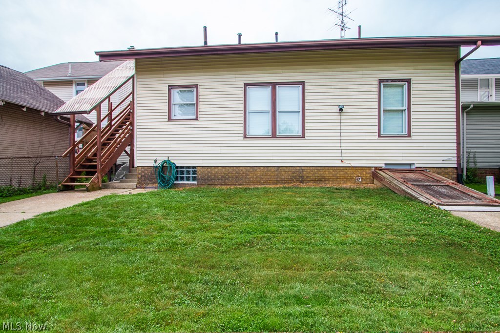710 Clarendon Avenue Northwest Canton, OH 44708 - Photo 18 of 19