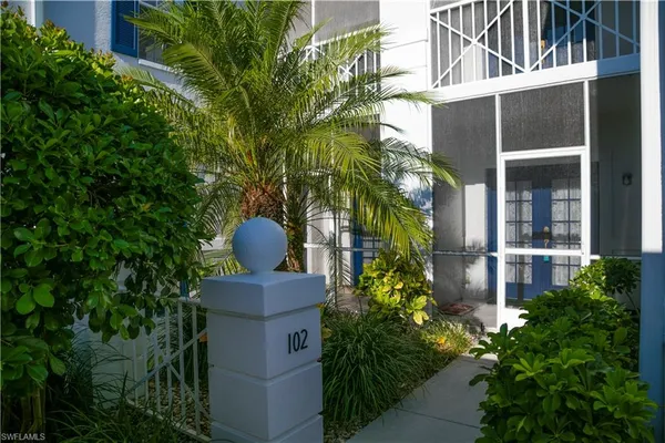 $8,000 | 7104 Barrington Circle, Unit 3102, Naples, FL 34108