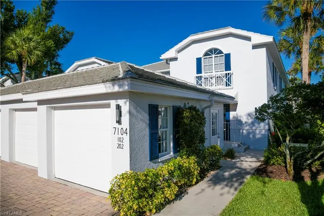 $4,740 | 7104 Barrington Circle, Unit 3102, Naples, FL 34108