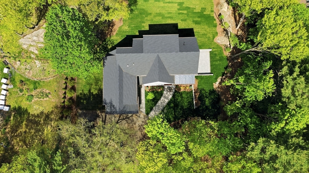 60 R Lynnbrook Road Lynnfield, MA 01940 - Photo 31 of 37