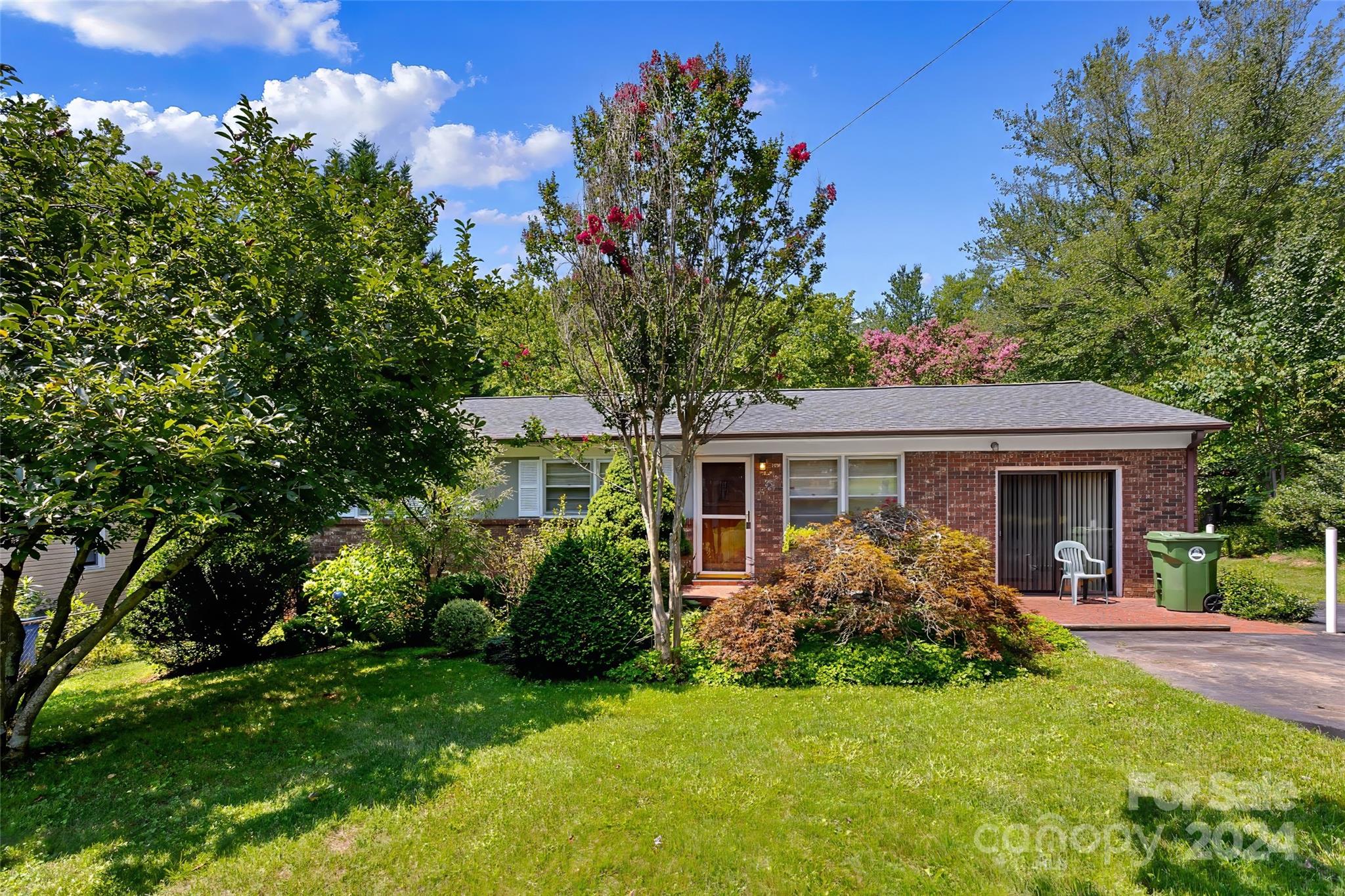 45 Cub Road Asheville, NC 28806 - Photo 1 of 46 a front view of house with yard and green space