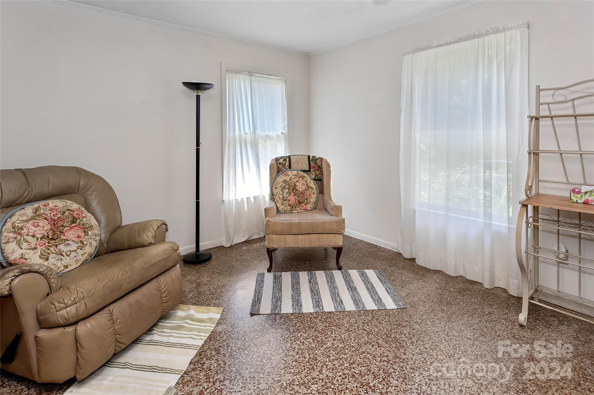 45 Cub Road Asheville, NC 28806 - Photo 22 of 46 a living room with furniture