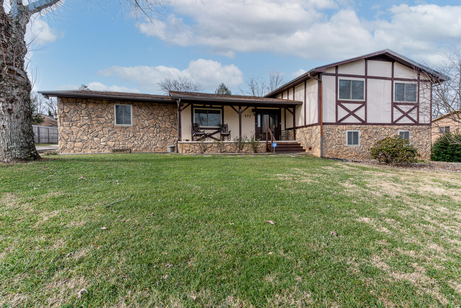 103 Candora Road Maryville, TN 37804 - Photo 1 of 28 DSC_8301-Edit
