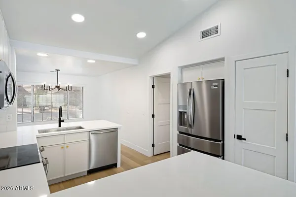 $565,000 | 632 West Horseshoe Avenue, Gilbert, AZ 85233