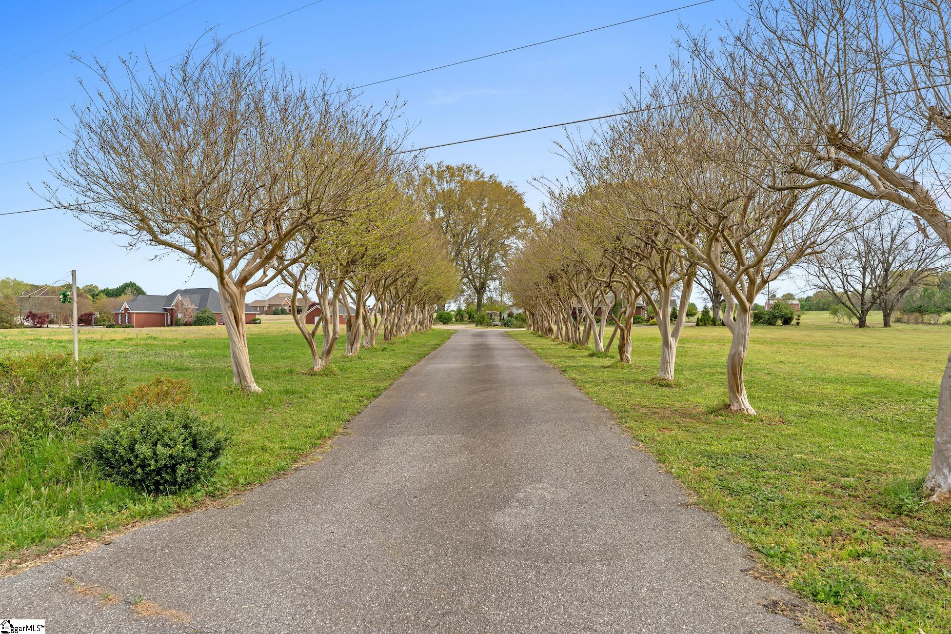 1818 Centerville Road Anderson, SC 29625 - Photo 2 of 36