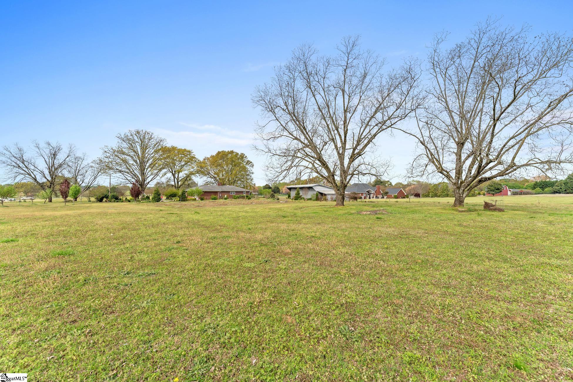1818 Centerville Road Anderson, SC 29625 - Photo 29 of 36