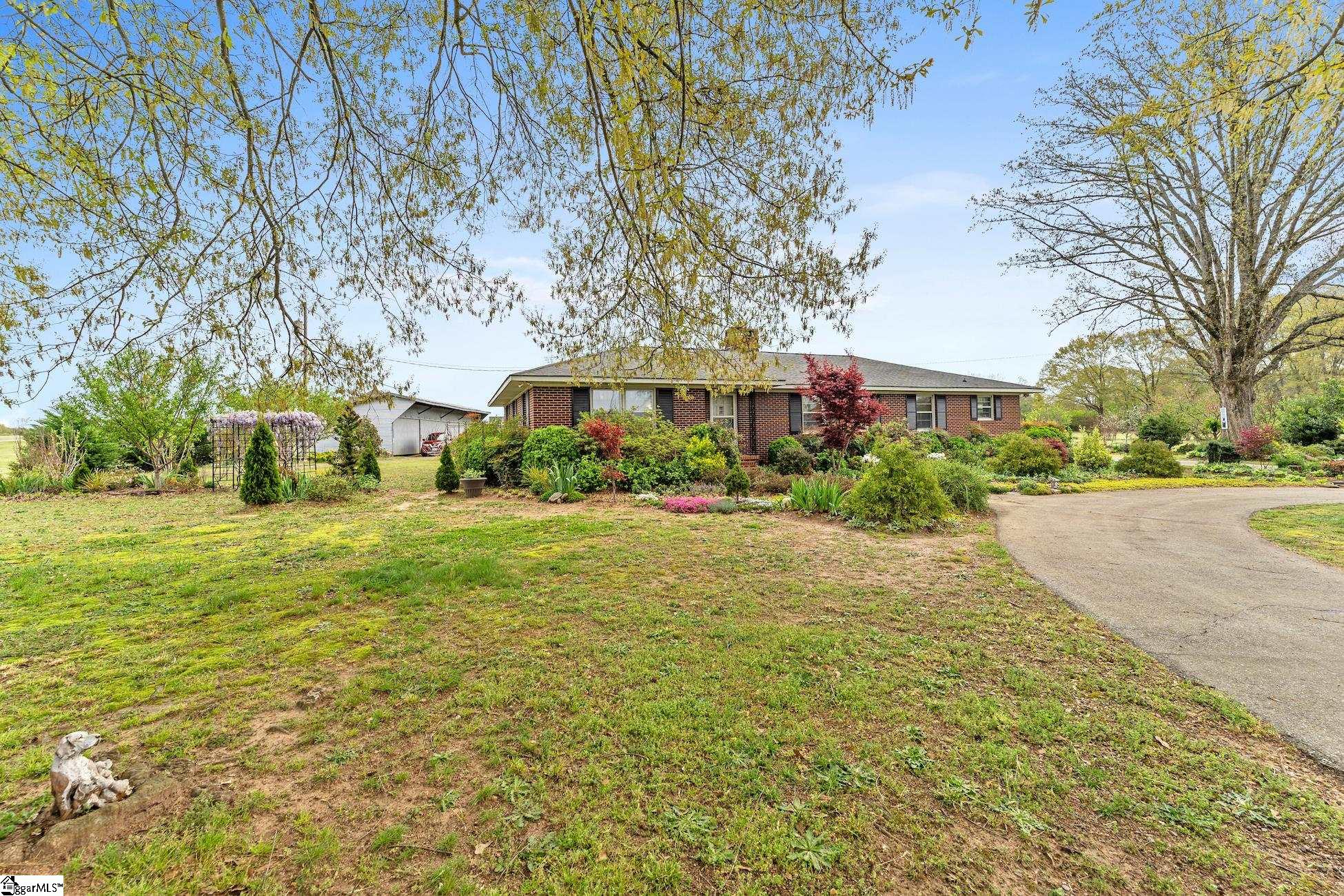 1818 Centerville Road Anderson, SC 29625 - Photo 4 of 36