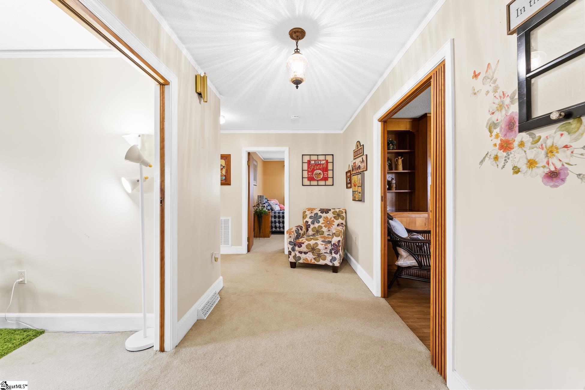 1818 Centerville Road Anderson, SC 29625 - Photo 6 of 36