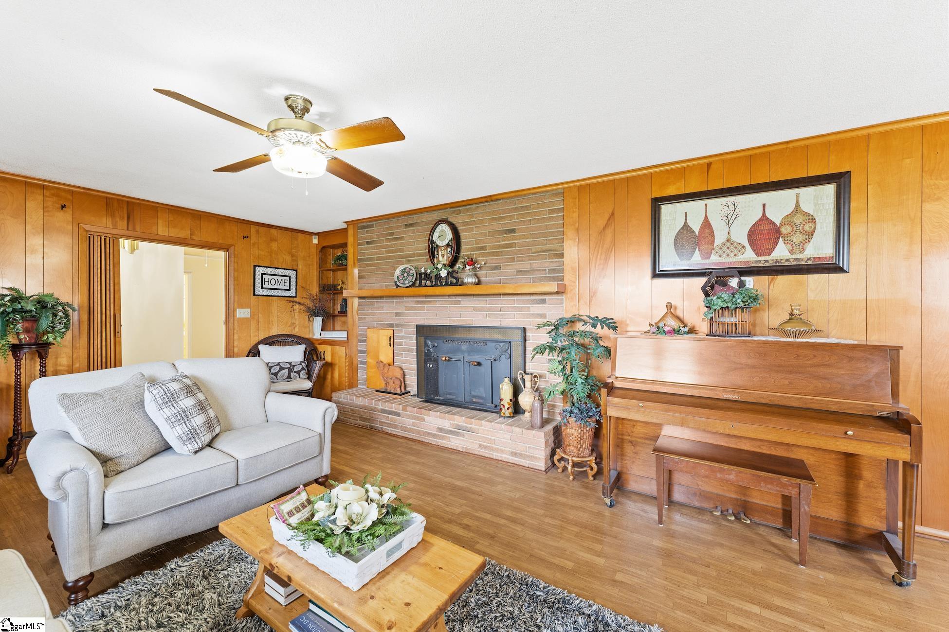 1818 Centerville Road Anderson, SC 29625 - Photo 9 of 36