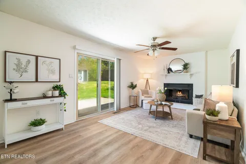 $400,000 | 520 Harrow Road, Knoxville, TN 37934