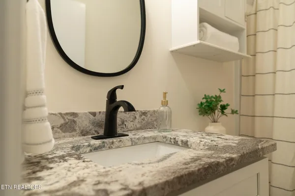 $400,000 | 520 Harrow Road, Knoxville, TN 37934