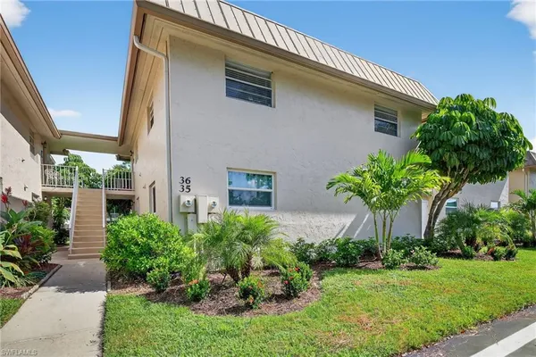 $2,300 | 1549 Sandpiper Street, Unit 36, Naples, FL 34102