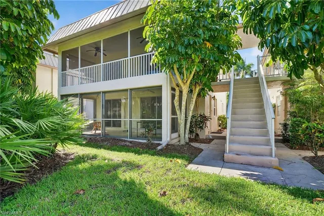 $2,300 | 1549 Sandpiper Street, Unit 36, Naples, FL 34102