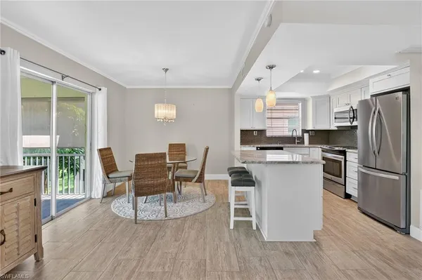 $2,300 | 1549 Sandpiper Street, Unit 36, Naples, FL 34102