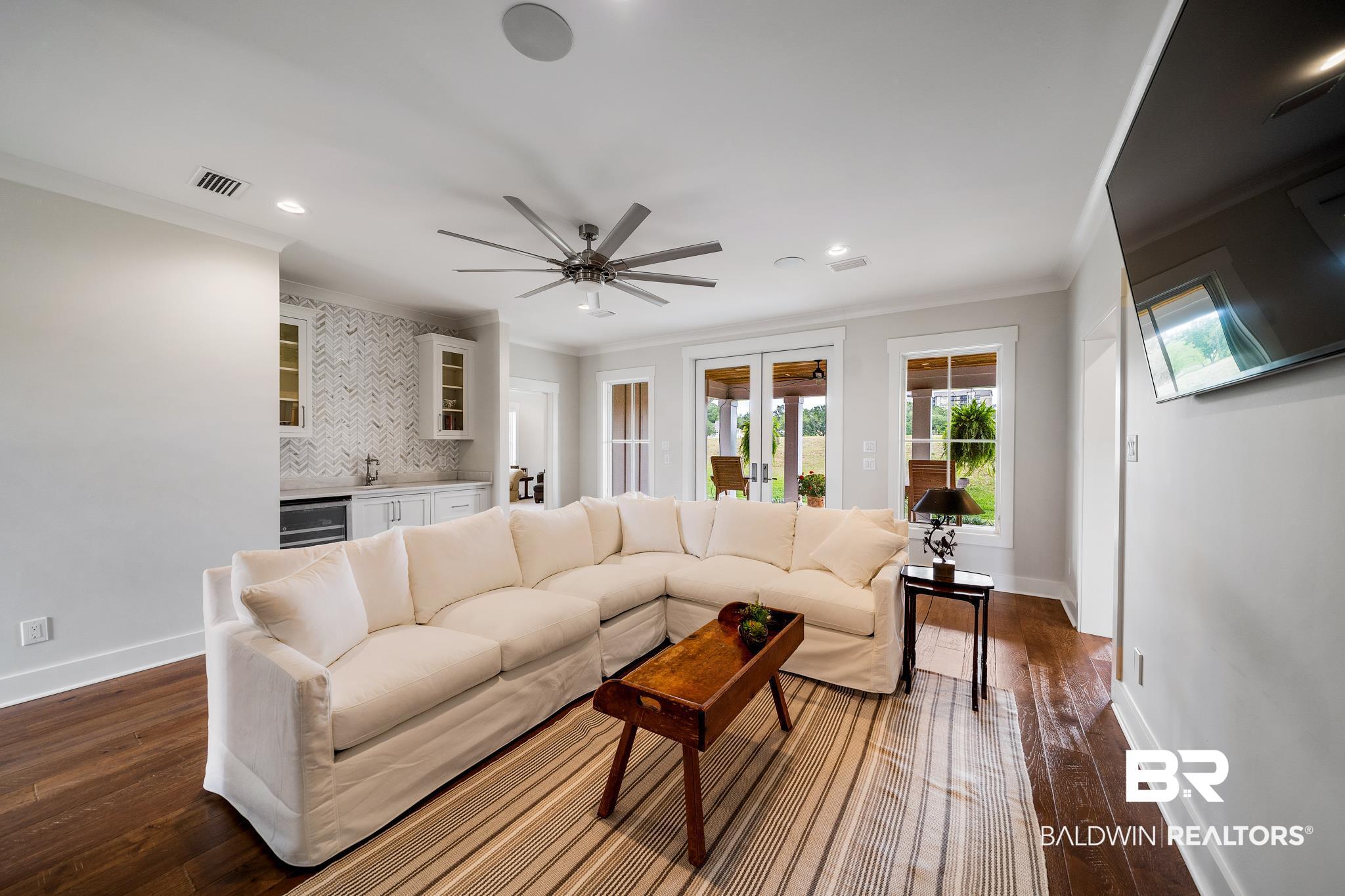 428 Colony Drive Fairhope, AL 36532 - Photo 23 of 34 Downstairs Living room