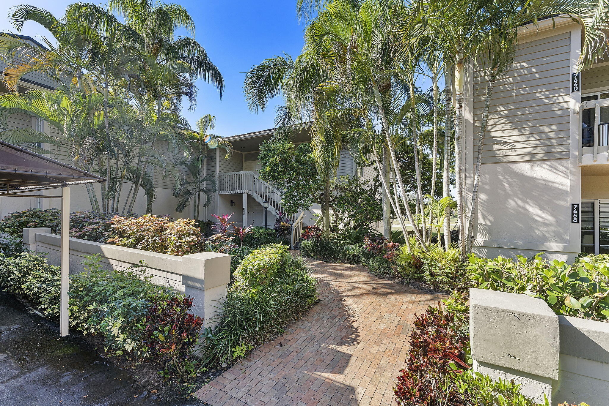 7656 Elm Ridge Drive Boca Raton, FL 33433 - Photo 25 of 32 Front View