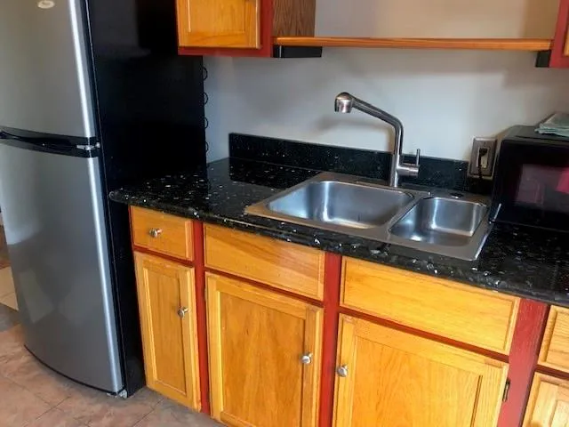 $1,000 | 506 Lafayette Street, Unit A, Gretna, LA 70053