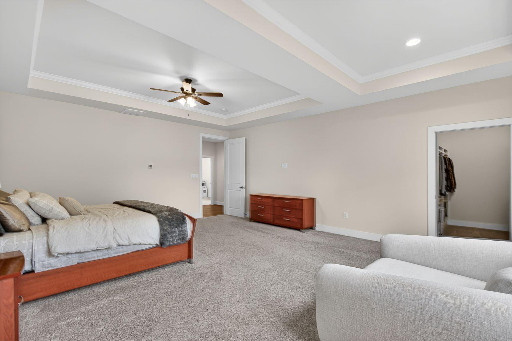 6213 Mcconnell Lane Springfield, VA 22152 - Photo 19 of 39 a bedroom with furniture and a ceiling fan