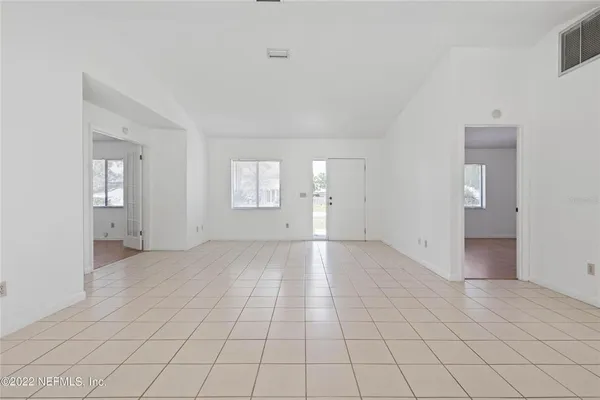 $1,500 | 94 Belvedere Lane, Palm Coast, FL 32137