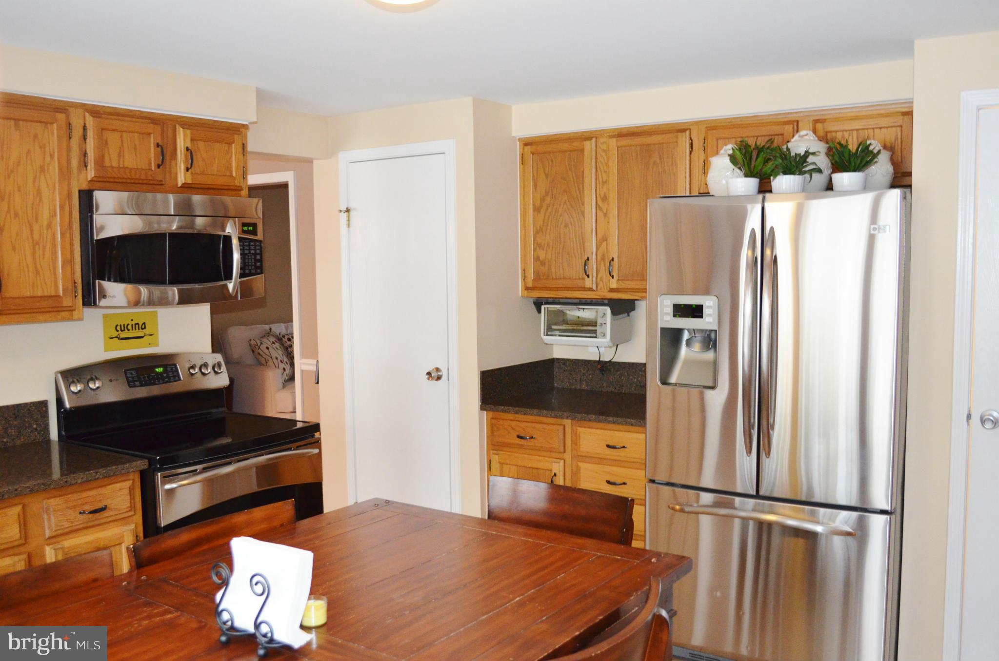 9402 Tall Window Way Columbia, MD 21046 - Photo 4 of 29 Kitchen