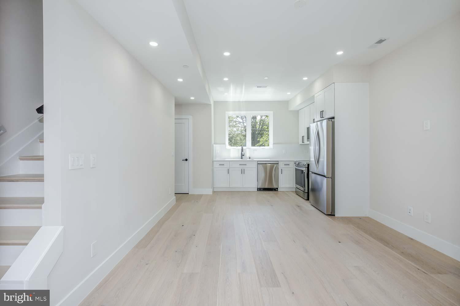 722 Kenyon Street Northwest, Unit 3 Washington, DC 20010 - Photo 12 of 56