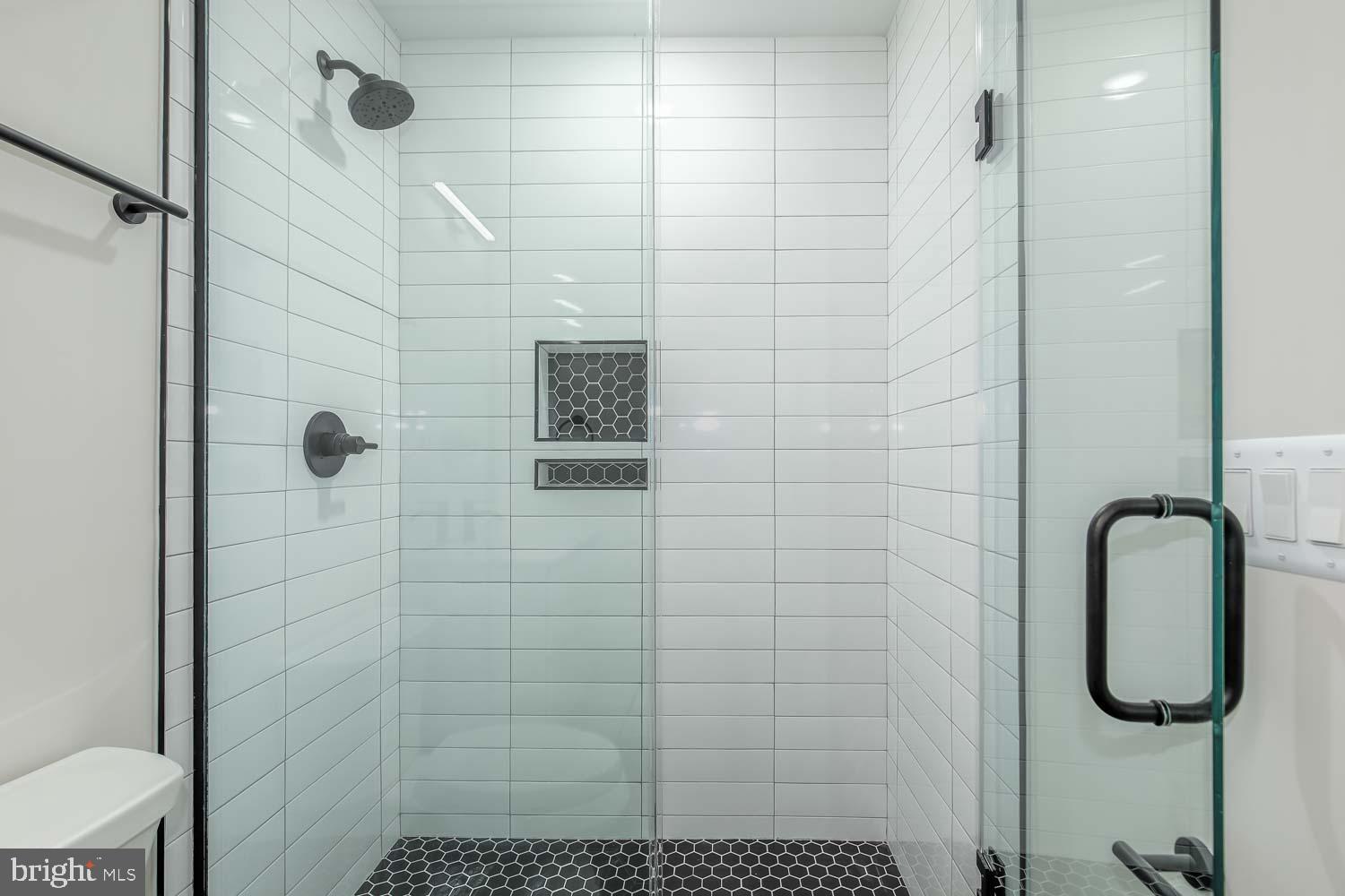 722 Kenyon Street Northwest, Unit 3 Washington, DC 20010 - Photo 23 of 56