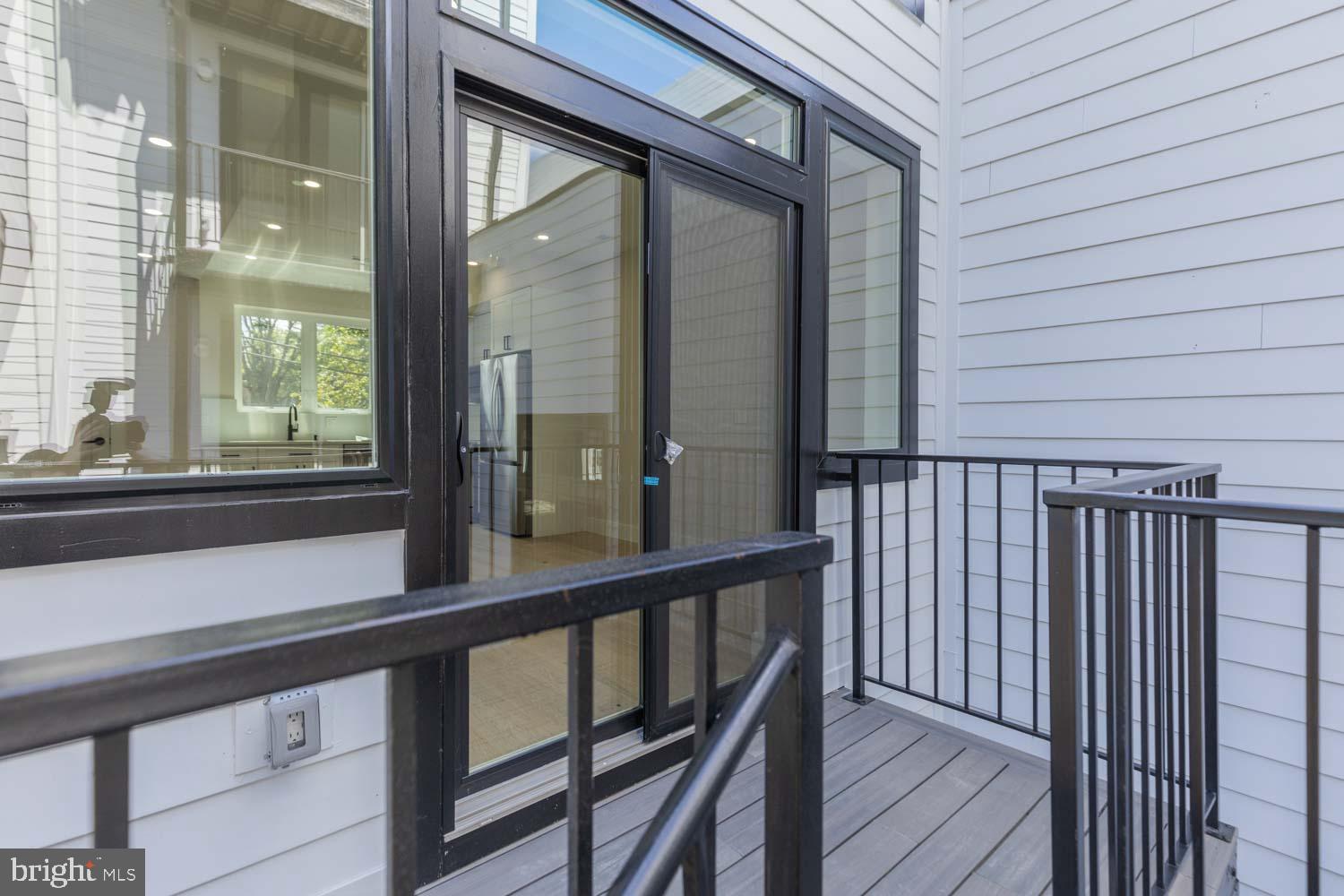 722 Kenyon Street Northwest, Unit 3 Washington, DC 20010 - Photo 31 of 56