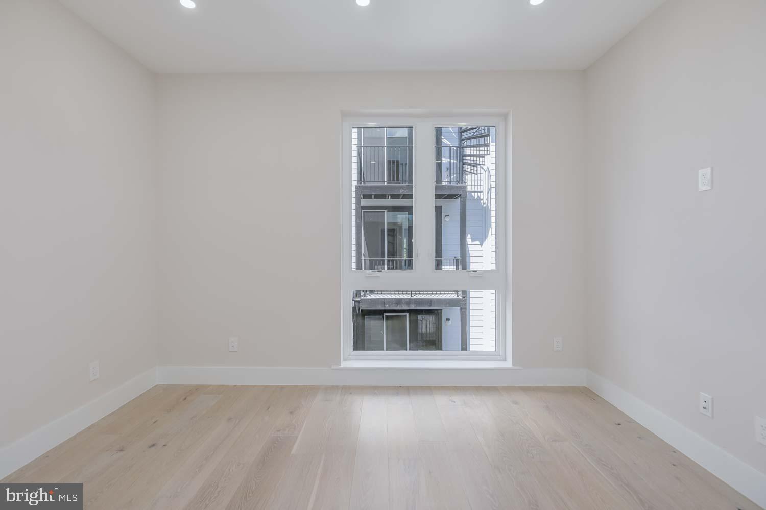 722 Kenyon Street Northwest, Unit 3 Washington, DC 20010 - Photo 37 of 56