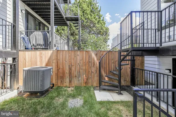 $4,850 | 722 Kenyon Street Northwest, Unit 3, Washington, DC 20010