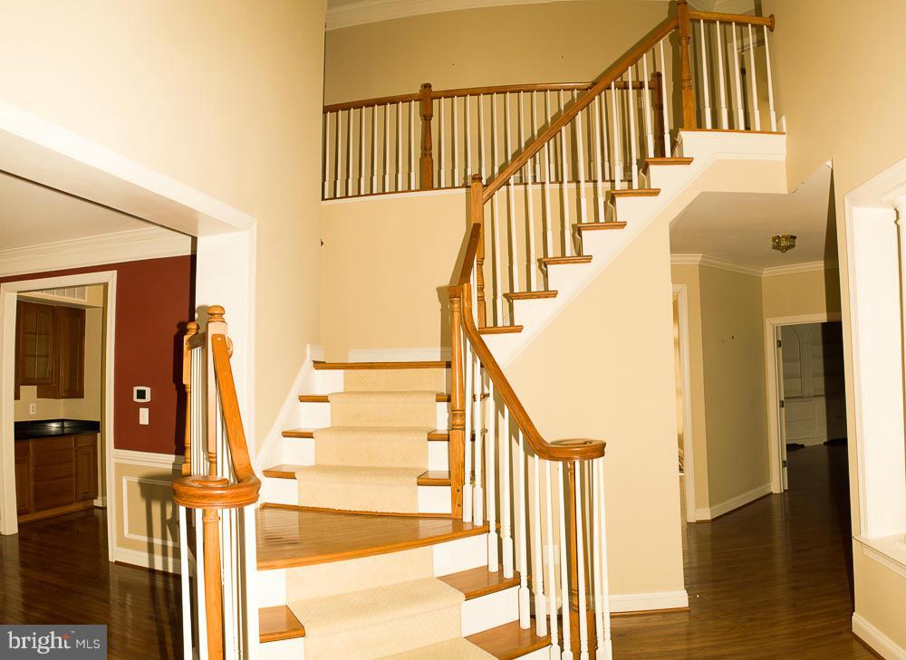 2000 Cranbourne Road Lutherville-Timonium, MD 21093 - Photo 3 of 30 Interior (General)