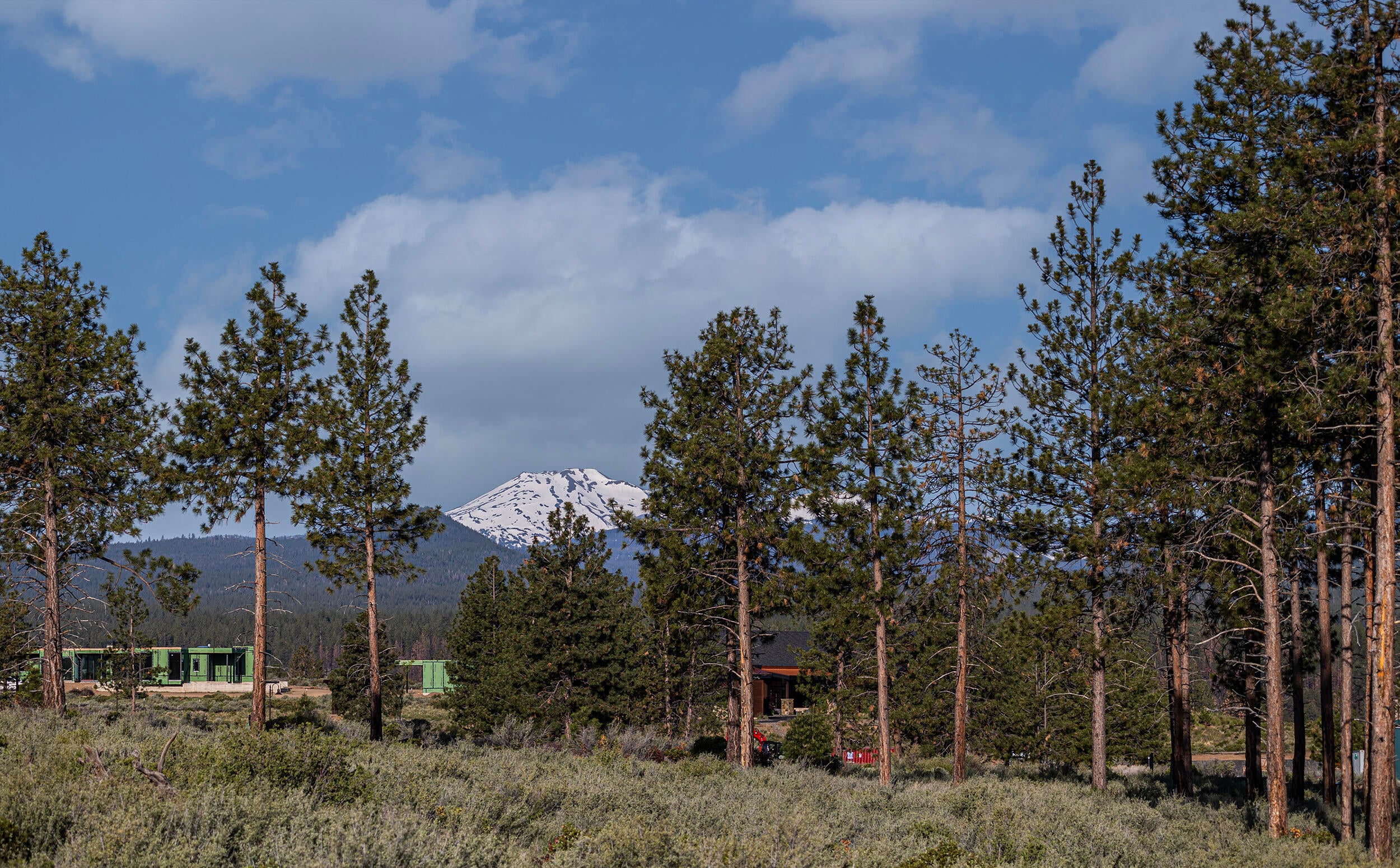 62470 Huntsman Loop Bend Bend, OR 97703 - Photo 5 of 12 mtbach